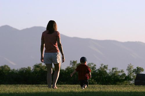 mothersonwalking