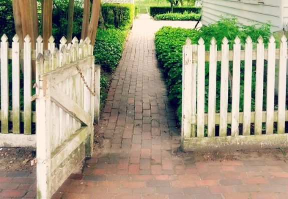 white picket fence