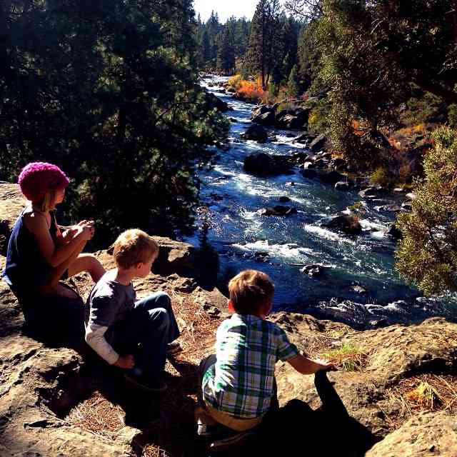 looking over the deschutes river