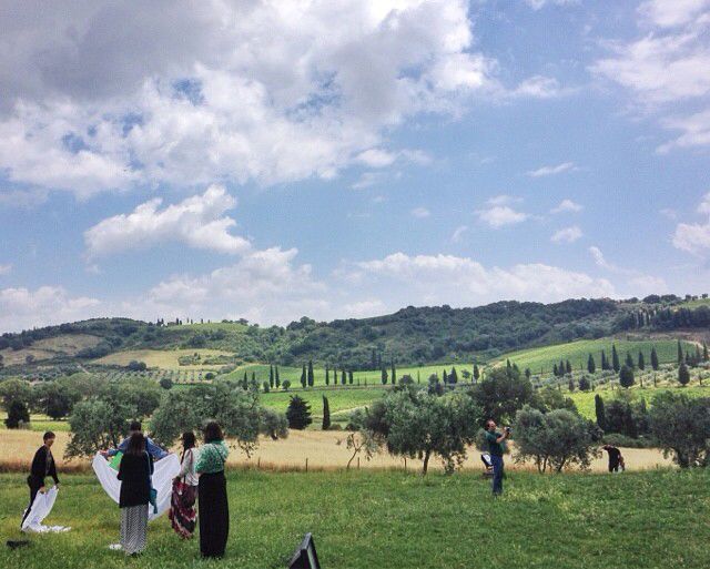 picnic in tuscany
