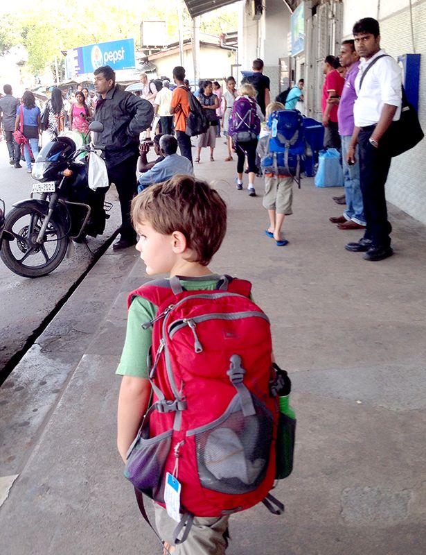 kids in sri lanka